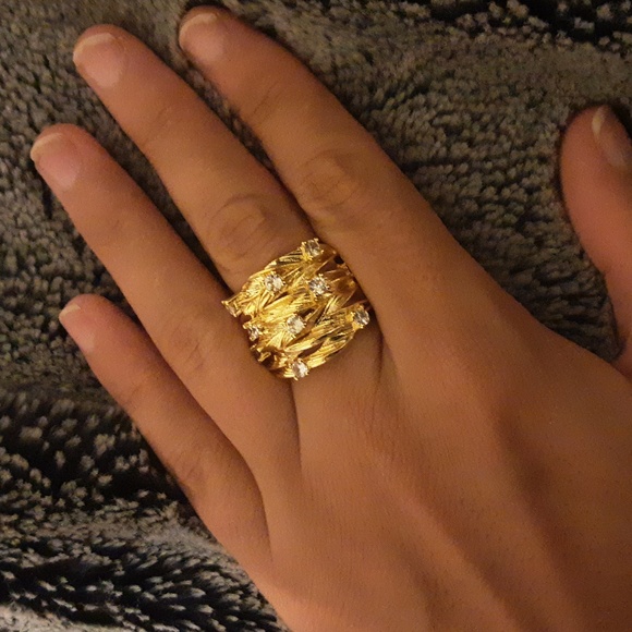 New Multi-Layered Inlay Diamond Wide Gold Ring - Picture 5 of 6